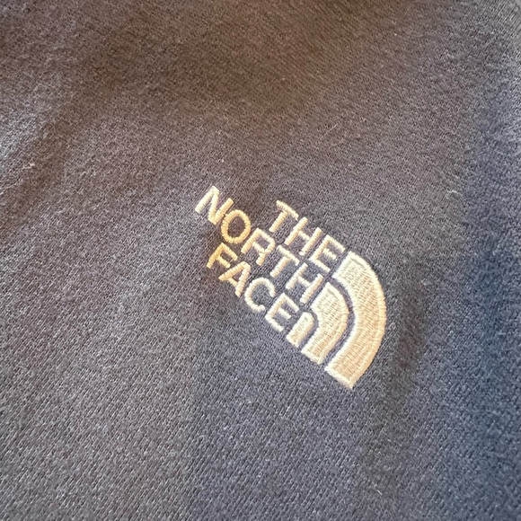 The North Face Navy Blue mens zip hoodie!! Very good condition. Size XXL - Picture 4 of 7
